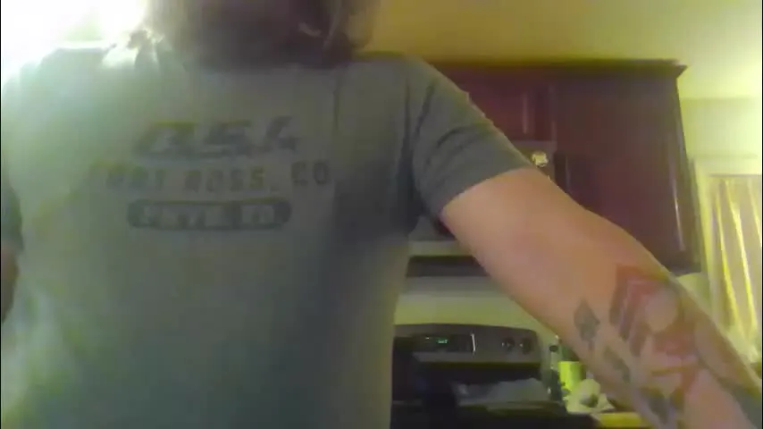 craftyunclejohn — CraftyUncleJohn #Smoker #Daddy #Belly #lovense