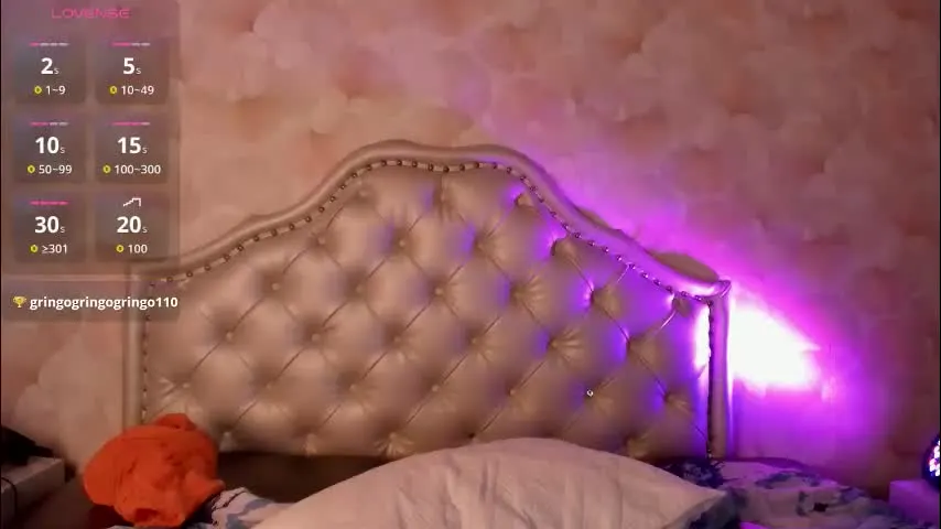 namearohouse — dance sexy #feet #new #smalltits #bigass #lovense [51 tokens remaining]