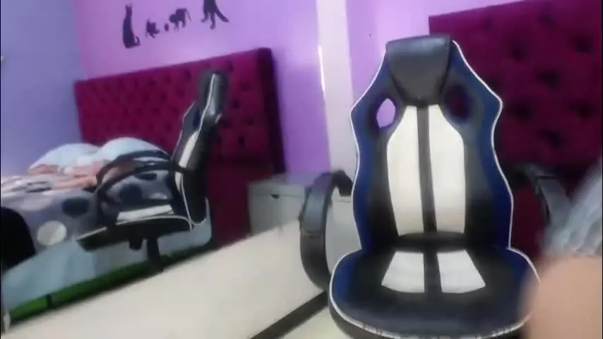 noasweet_ — Show body tour naked 🌈 [150 tokens left] Add me 💕 #young #feet #cum #gay #twink