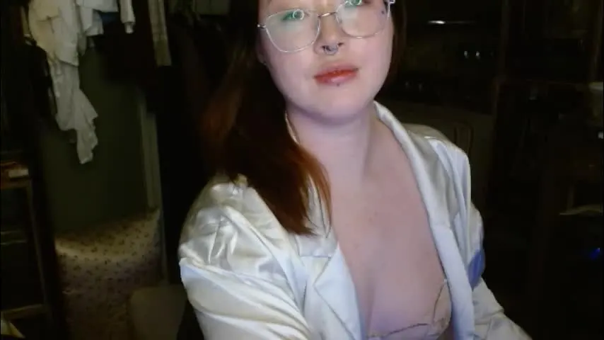 yumiplus — silent stream (support me streaming in a hotel)