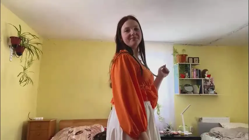 barbrahartgrave — Goal: Spinning around the worldl - 😉 My name is May, I'm new here, tell me 1 fact about yourself #new #18 #young #shy #teen [37 tokens remaining]