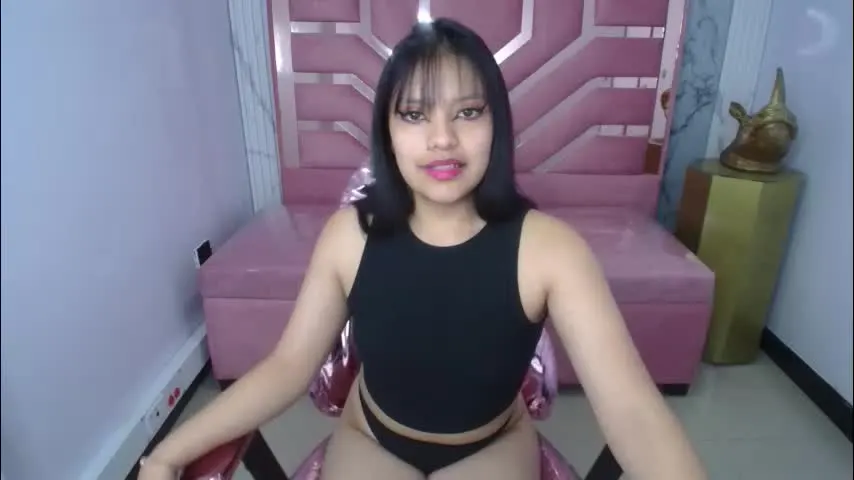 susan_ch1 — Welcome, I'm new, help me get rid of my shyness and nerves #new #sensualgirllatina #privateshow #naked #blackhair