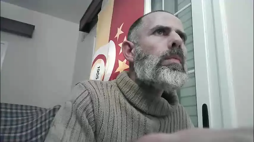 umutlu003 — Umutlu003's room #smallcock