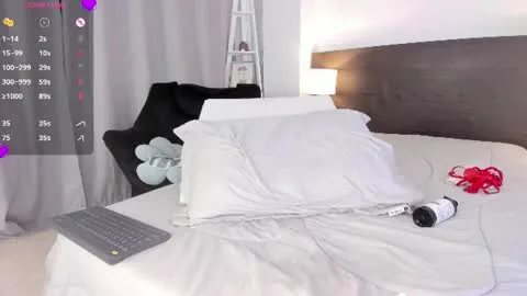 Miniatura na żywo dla _bleuelune