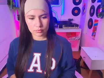 _isabellaaa__ live stage