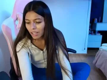 _khloe_sweet live act