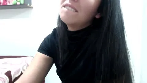 Live thumbnail for _laureneyes