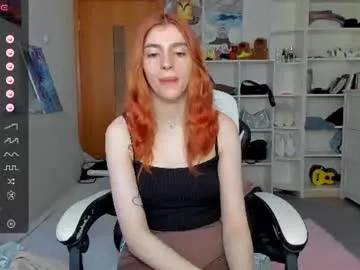 _nicole_dance live stage