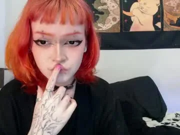 _nicole_meow_ live stage