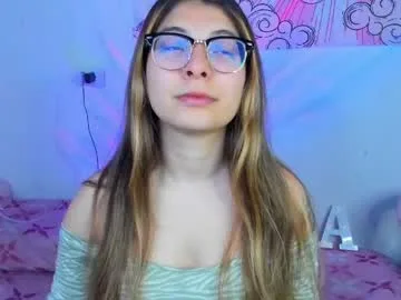 abbie_senjen live stage