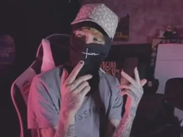 acidmilo live stage