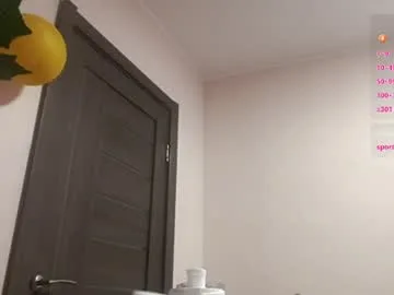 adriannamalango live stage