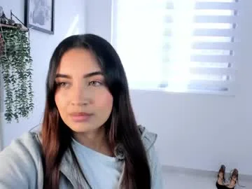 aisha_es live stage