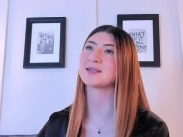 alanna_dh live stage