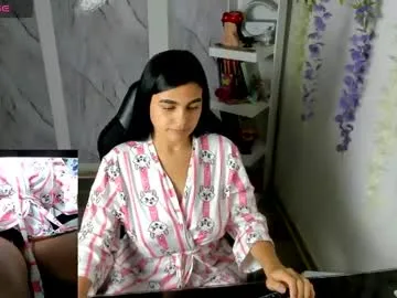 Photo of alayasmile