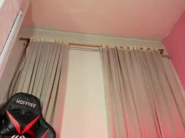 aleja_hill live stage