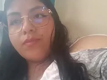 alejandraa_33 live stage