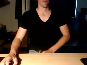 alettaoceanftw live stage