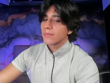 alex_cano live stage