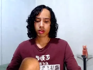 alexis21_ live stage