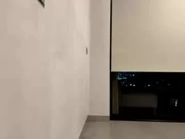 alexx_loraxx live stage