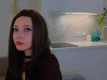 alicebels live stage