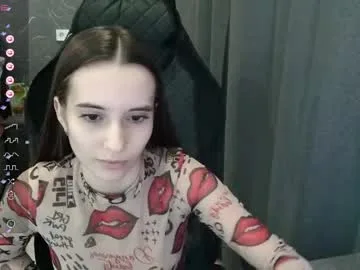 aliceweiss_ live stage