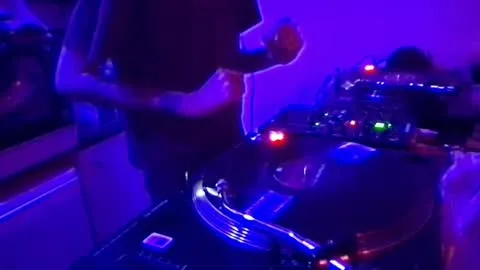 Miniatura ao vivo para alien8720