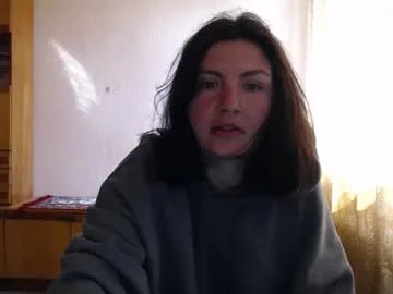 alinaxjames live stage