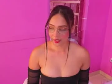 alisa_ousen live stage