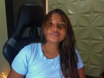 amaya_riveraa live stage