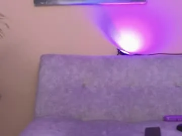 amy_bat live stage