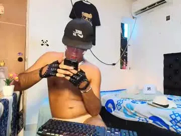 andreswhite_shotoflust live stage