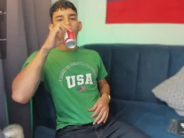 andrew_twink18 live stage