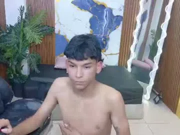 angelic_tay live stage