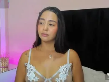 angelicaa_garcia live stage