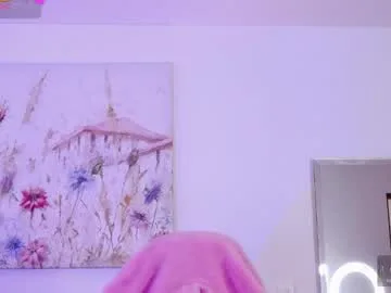 anntonellalee live stage