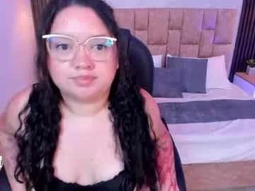 annyhills1 live stage