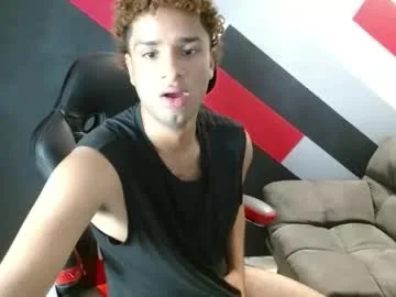 apolo_xxx1 live stage