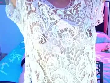 arya_xia live stage