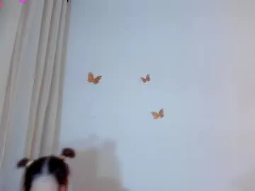 ashelydainii live act