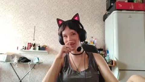 Live thumbnail for ashleenishimura