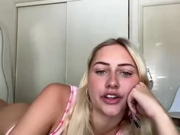 ashleigh_carter live stage
