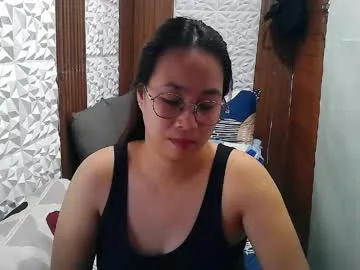asian_sexydimples live stage