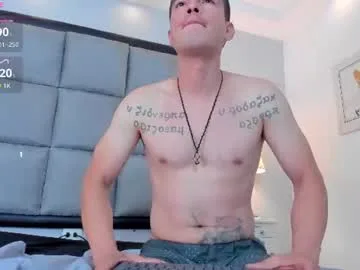 axel_wolfe live stage