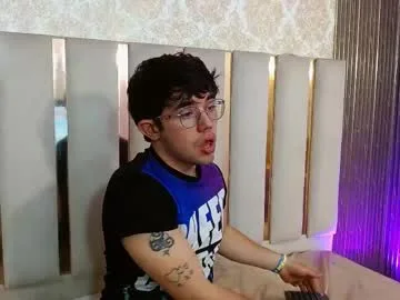 axelnoir_tay live stage