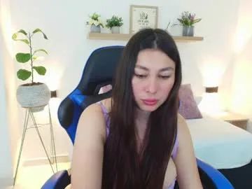 bella_99x live stage