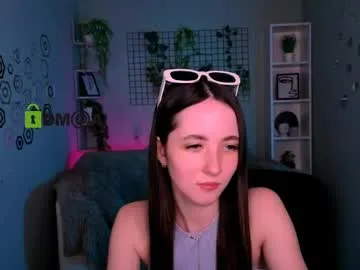 bella_dorn live stage