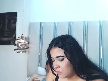 biancaanddomic live stage