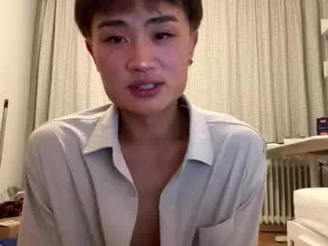 bitchie_bitch live stage